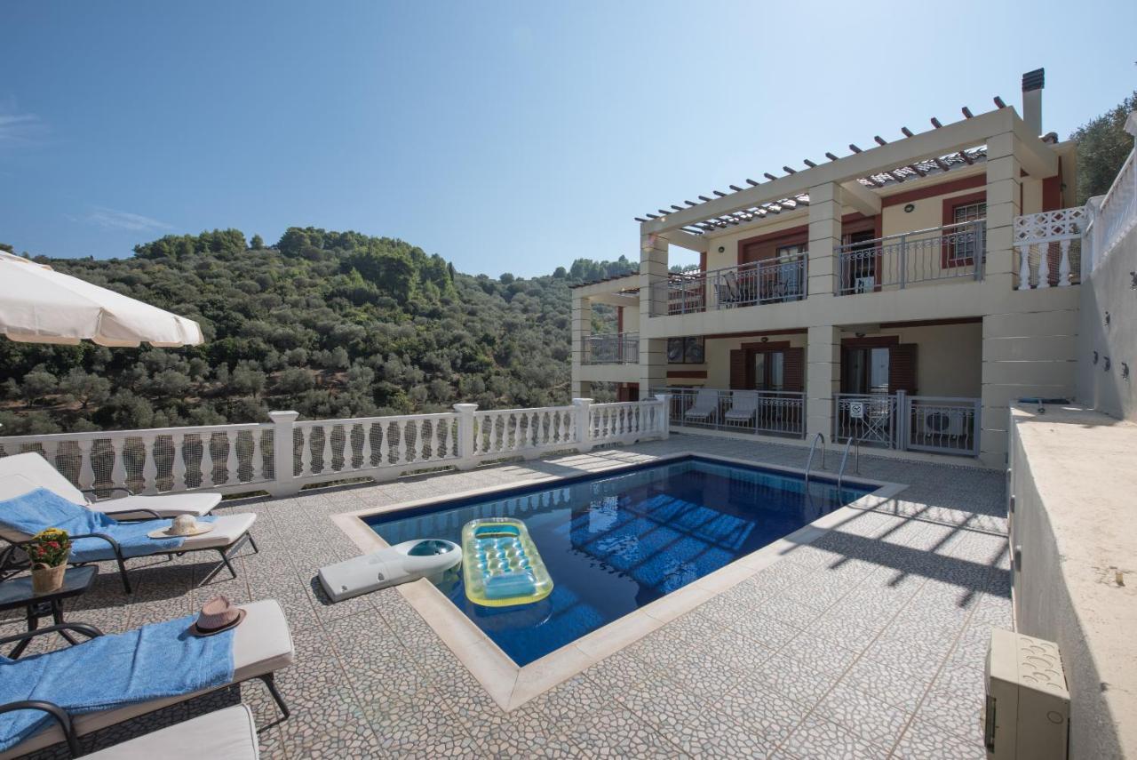 Gallis Villa Pefkias Exterior photo